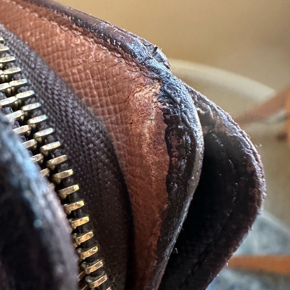 LV bifold wallet - Picture 15 of 16